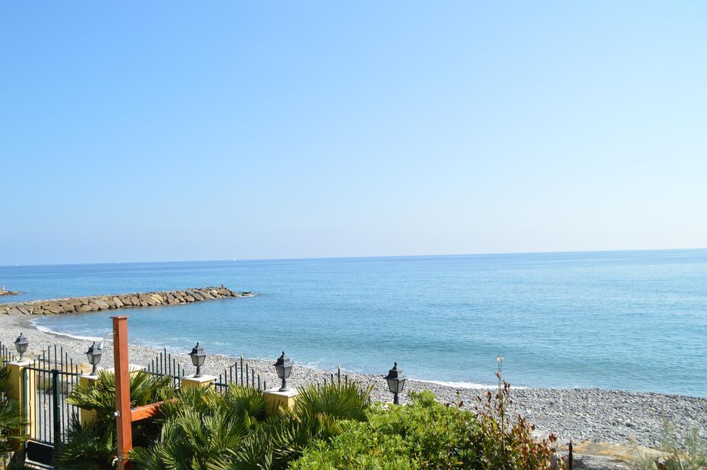 Riva Beach Apartment Riva Ligure Εξωτερικό φωτογραφία